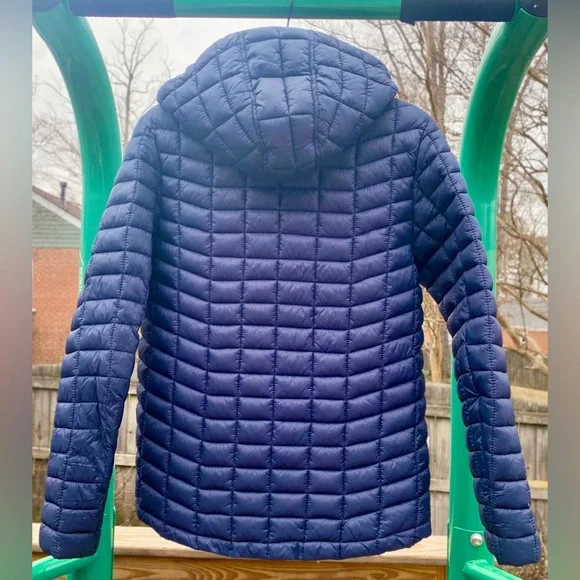 Reebok Navy Quilted Jacket L/G ( 14-16) - Picture 4 of 16